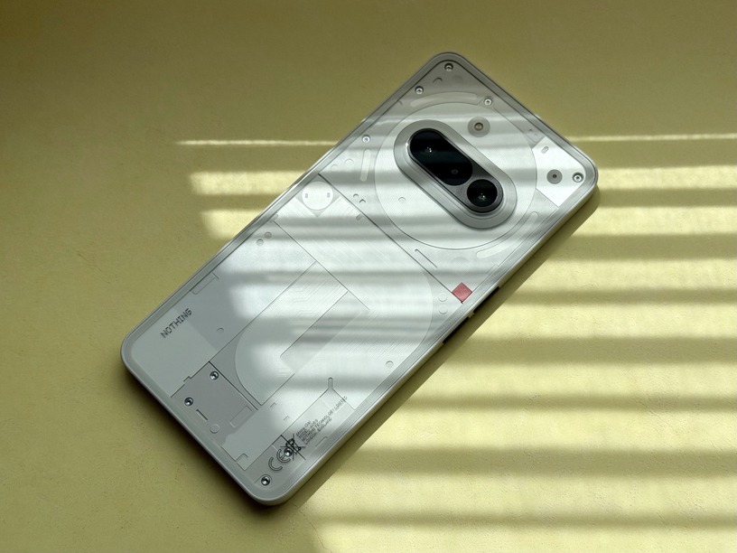 Nothing Phone (3a)がeSIM搭を搭載して日本上陸。Essential Keyのエッセンシャルってアレ? 楽天モバイル専用カラーも(スマホ沼) 画像