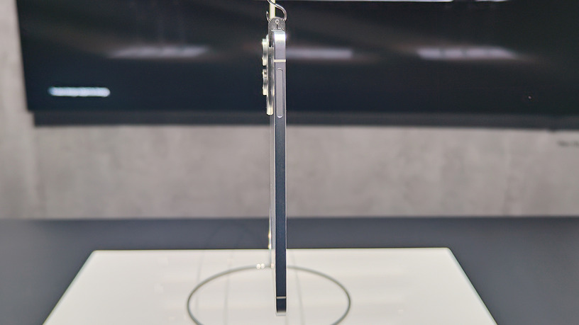 激薄スマホ時代の幕開け「Galaxy S25 Edge」いよいよ予約開始に(スマホ沼) 画像