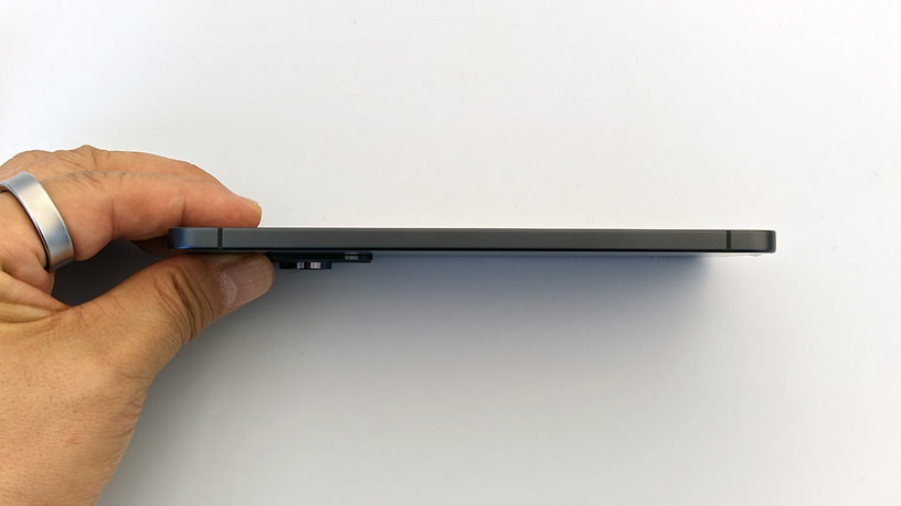 この薄さを舐めてはいけない。5.8mmの激薄スマホGalaxy S25 Edgeをじっくりむっちり触ってきた(スマホ沼) 画像