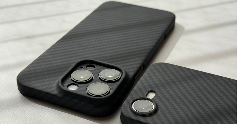 ギーク御用達のアラミド繊維スマホケースはニセモノに注意! 2種類あるDUROの選び方(テクノエッジ購買部) 画像