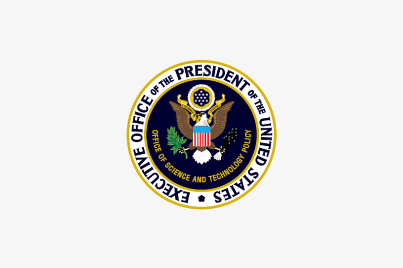 トランプ大統領が「AI行動計画」発表。なかには実現が困難なものも?woke排除も盛り込む 画像