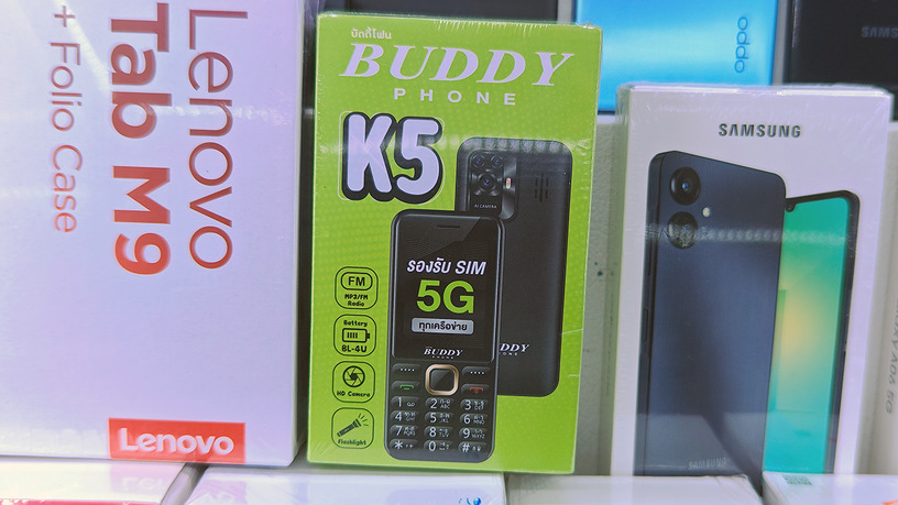 幻の5Gケータイを発見!と思いきや… 怪しいパーツがそろうバンコクの深センを練り歩く(スマホ沼) 画像
