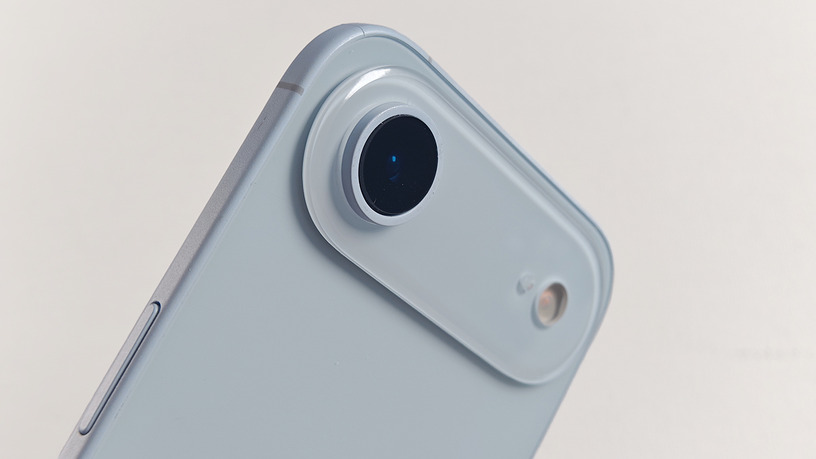 iPhone 17 Airはホントにこんな薄いの? 深センで見つけたモックをチェック(スマホ沼) 画像