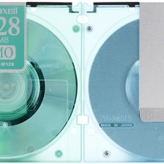 フロッピーより高い信頼性で浸透した「3.5インチMOディスク」第1世代（128MB、1991年頃～）：ロストメモリーズ File006 |  テクノエッジ TechnoEdge