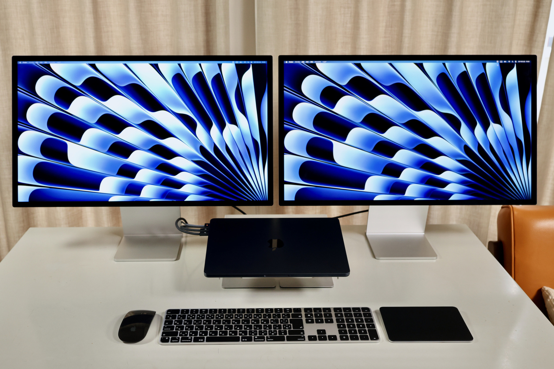 外部ディスプレイ2枚接続可能になったM3 MacBook Airを検証し、MacBook選びを考える（村上タクタ） | テクノエッジ  TechnoEdge
