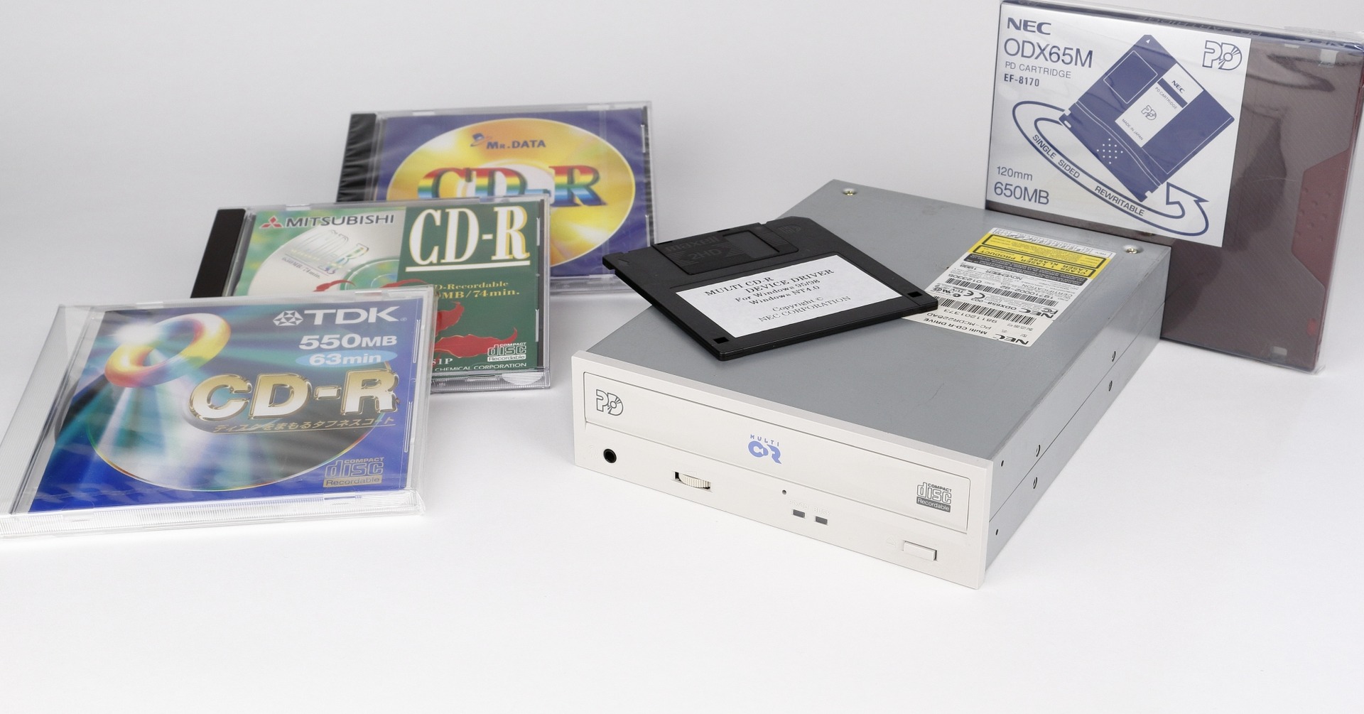 PDにCD-R書き込みも対応した「Multi CD-R」ドライブ（650MB、1998年頃～）：ロストメモリーズ File037 | テクノエッジ  TechnoEdge