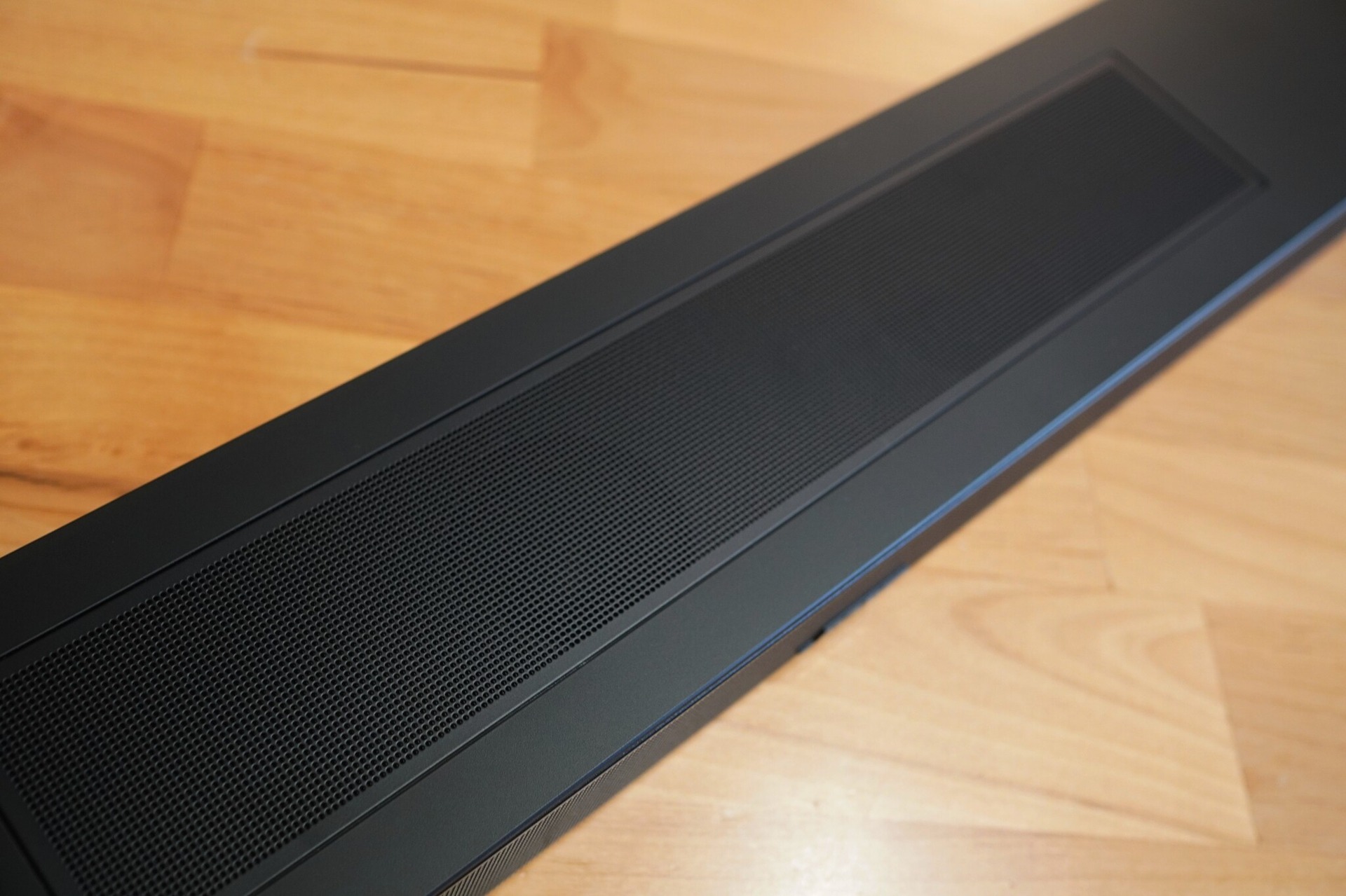 普段使いしないともったいない小型サウンドバー、Bose「Smart Soundbar