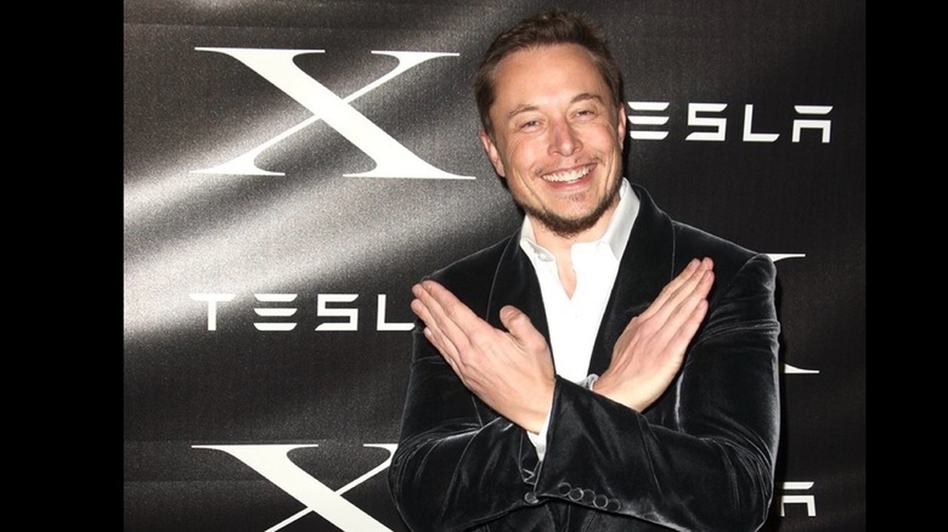 イーロン・マスク、Valorant世界大会に現れ「Twitterに戻せ」と