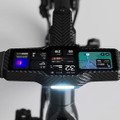 自転車ハンドルにサイコンやスマート機能を内蔵「Flitedeck」。創業者は資金をOnlyFansで調達