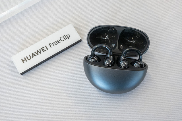 耳を塞がないイヤホンHUAWEI FreeClip2は2月20日発売。開発3年のイヤーカフ型、オープンでも低音強化