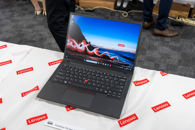 Core Ultra搭載のThinkPad X1 Carbonなど、レノボが最新機種14シリーズを発表