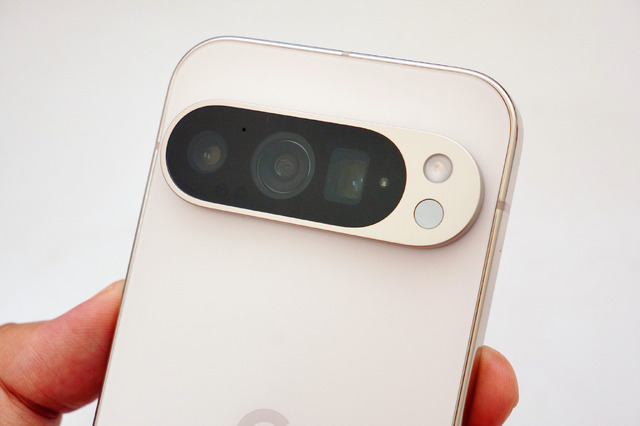 Google Pixel 9 Pro(小さいほう)実機ハンズオンレビュー『日本向けPixel』のカメラとAI機能をチェック(石野純也)