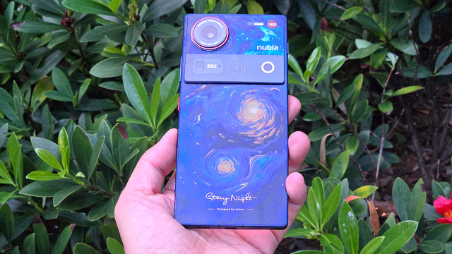 ゴッホの名画と最強カメラが合体！ nubia Z70 Ultra Starry Nightをチェック（スマホ沼）