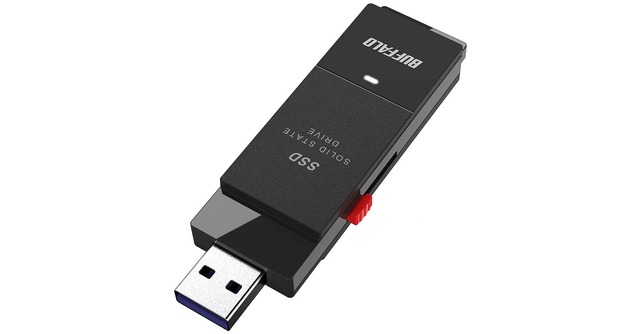 バッファローのUSBメモリ型SSDがAmazonでセール中。2TBモデルが26％オフの1万5980円に #てくのじDeals