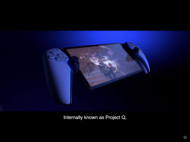 ソニー、PS5が遊べる携帯ゲーム機『プロジェクトQ』公開。WiFiストリーミング用リモートプレイ周辺機器