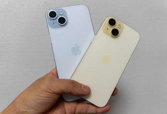 ▲iPhone 15と15 Plus。色はそれぞれ「イエロー」と「ブルー」